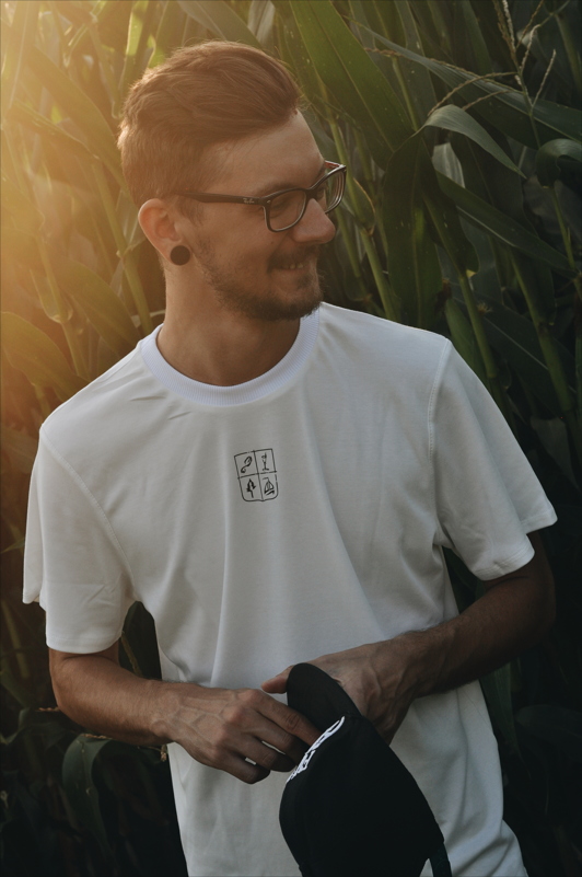 Biobavlněné unisex triko čtyř elementů.